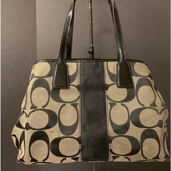 Coach Kisslock Signature Jaquard Tote - Picture 5 of 9